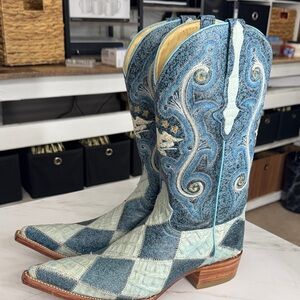 El General Blue and White Winter Boots